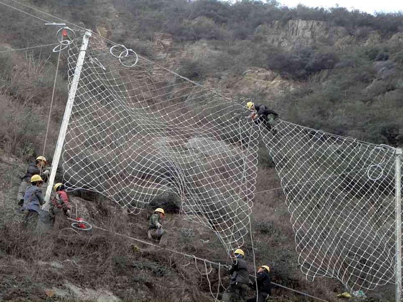 采購被動防護(hù)網(wǎng)時(shí)的注意事項(xiàng)